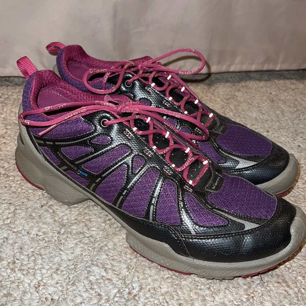 Ecco biom sneakers